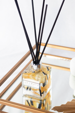 Load image into Gallery viewer, reed diffuser, white rose scented, white rose and bergamot, diffuser, floral scent, floral diffuser, gift ideas, home decor, fresh scent
