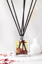 Load image into Gallery viewer, reed diffuser, strawberry scented, champagne and strawberries, diffuser, fruity scent, fruit diffuser, gift ideas, home decor, 
