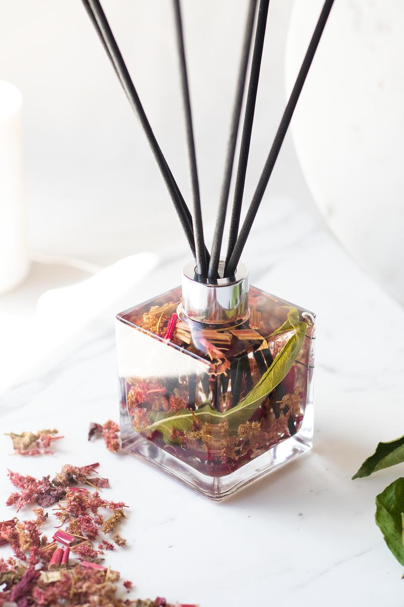 Lychee Peony Reed Diffuser – Le Marz Fragrances